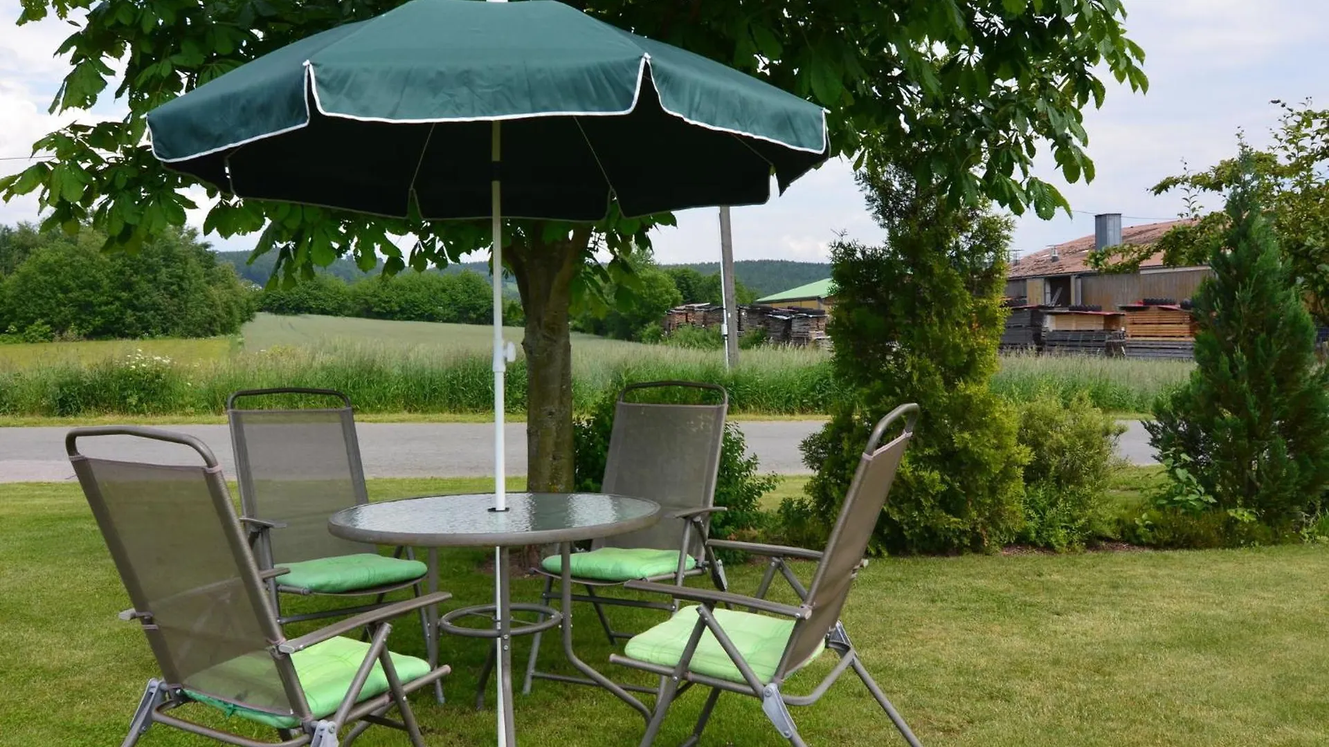 Luxurious Holiday Home In T Nnesberg With Garden Tannesberg 0*,